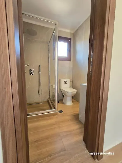 Vakantiehuis Summertime Villa Just 90Meters From The Sea! Sozopoli Griekenland