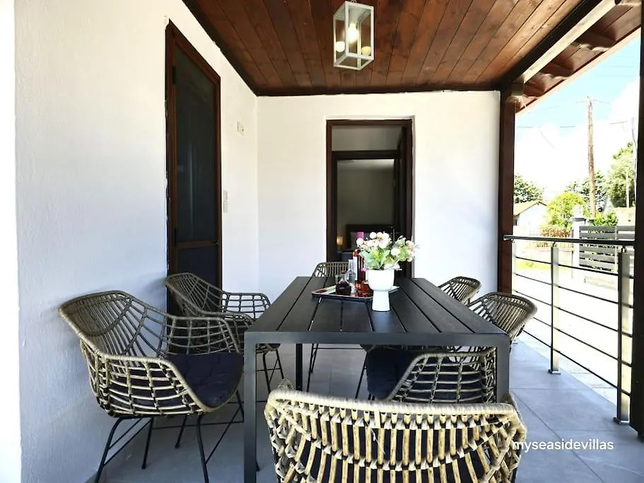 Vakantiehuis Summertime Villa Just 90Meters From The Sea! Sozopoli Griekenland